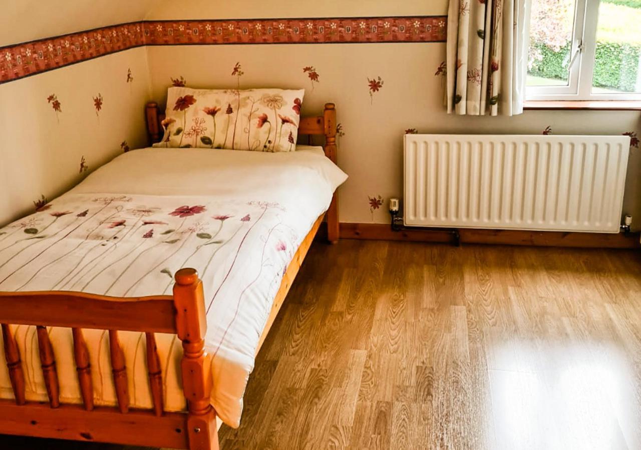 Moat Holiday Rental Lisnaskea ภายนอก รูปภาพ